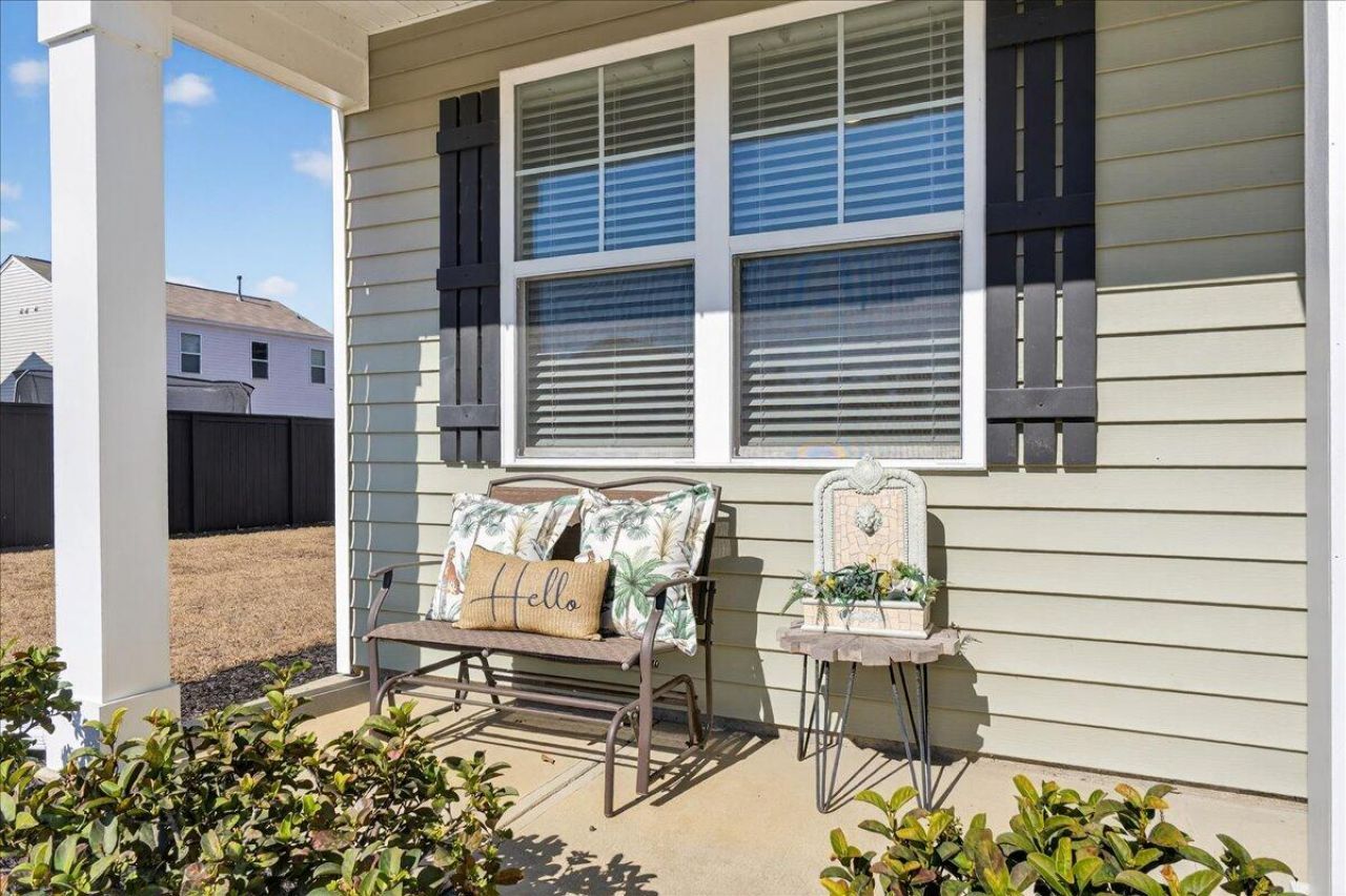 605 Silver Spruce Street Photo 3