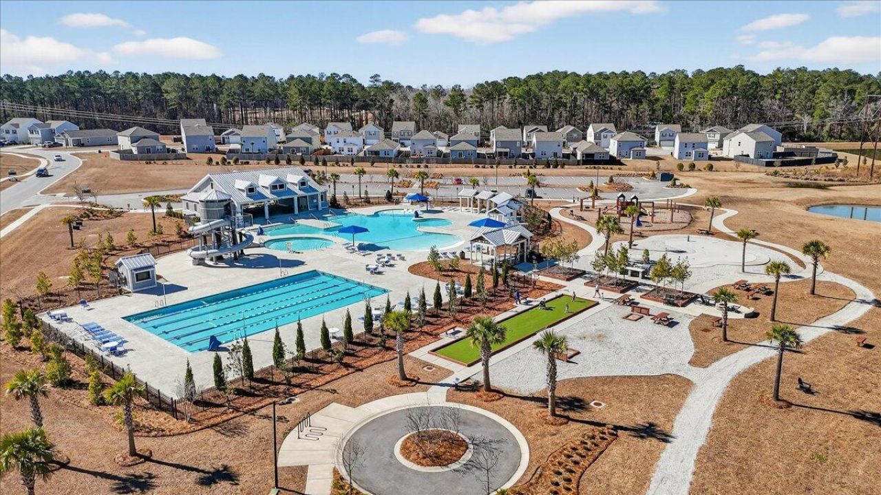 605 Silver Spruce Street Photo 33