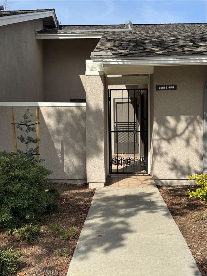 8566 Trinity, Unit 819c, Huntington Beach, CA 92646 Main Photo