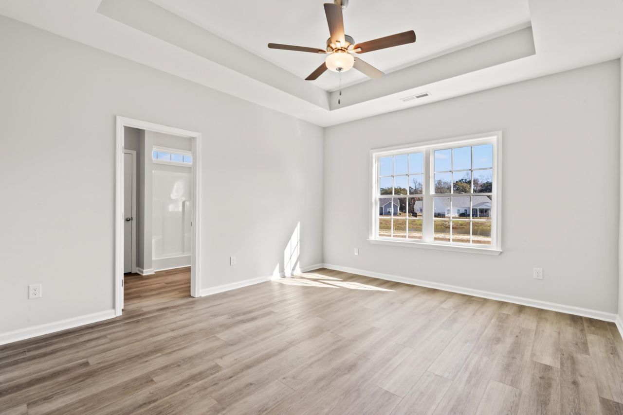 1005 Oakley St. Photo 10