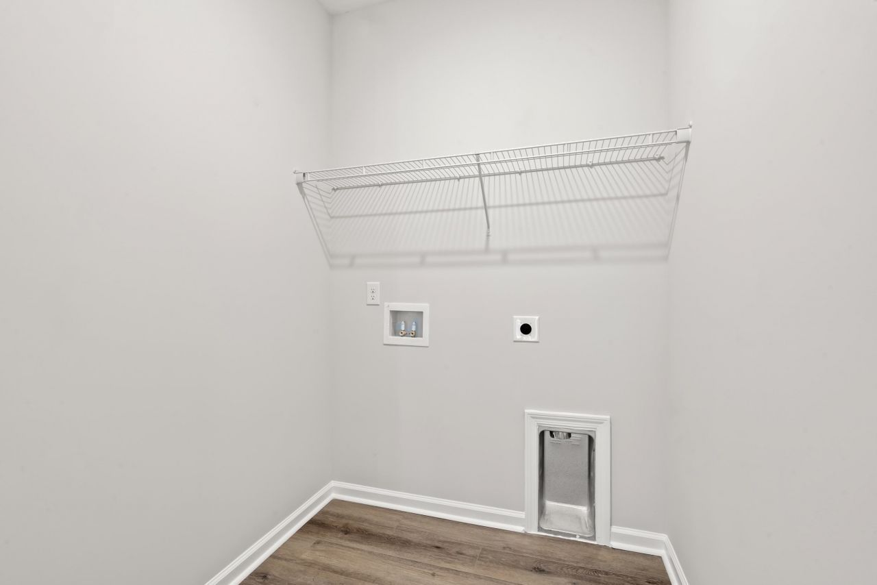 1005 Oakley St. Photo 15