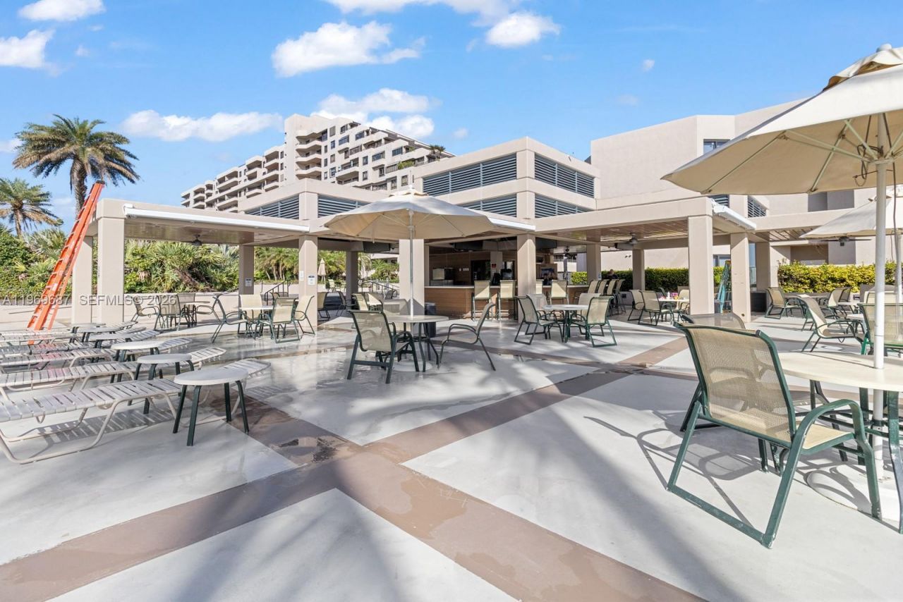 151 Crandon Blvd, Unit 127, Key Biscayne, FL 33149 Photo