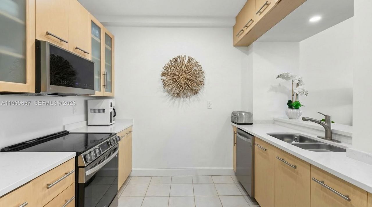 151 Crandon Blvd, Unit 127, Key Biscayne, FL 33149 Photo