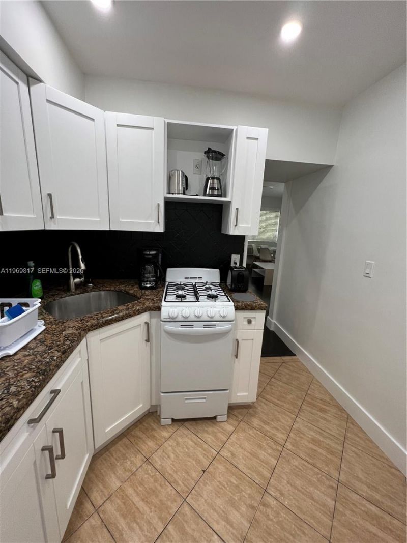 620 Jefferson Ave, Unit 4, Miami Beach, FL 33139 Photo