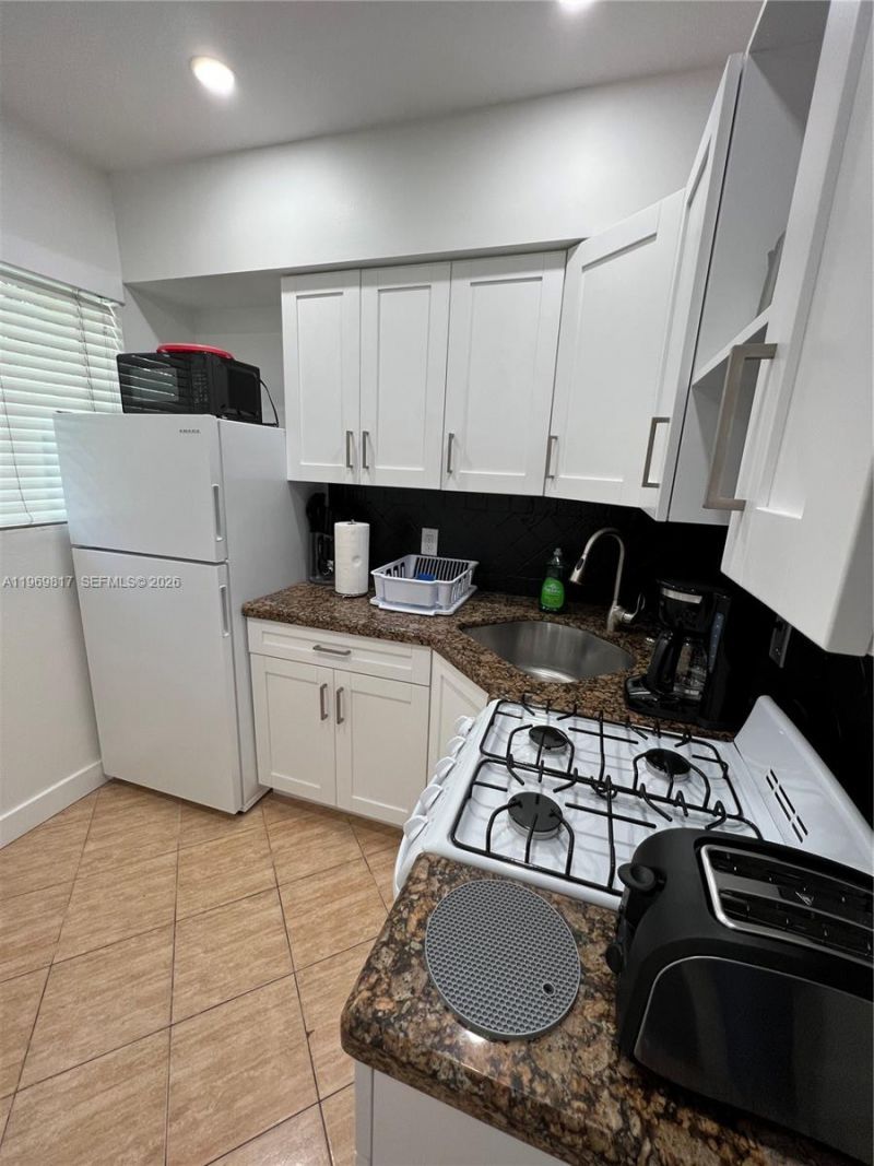 620 Jefferson Ave, Unit 4, Miami Beach, FL 33139 Photo