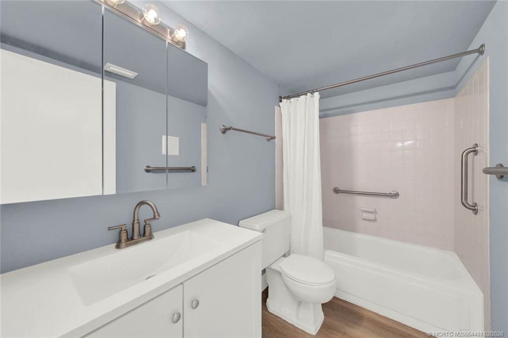 2950 SE Ocean Boulevard, Unit 7-2, Stuart, FL 34996 Photo