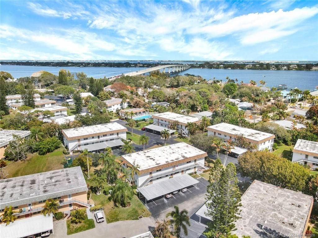 2950 SE Ocean Boulevard, Unit 7-2, Stuart, FL 34996 Photo