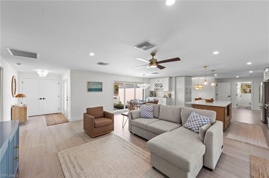 548 Boulder Dr, Sanibel, FL 33957 Photo