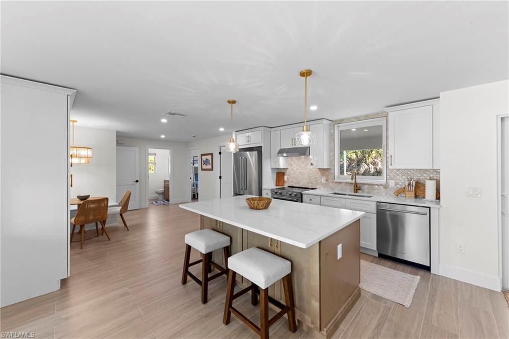 548 Boulder Dr, Sanibel, FL 33957 Photo