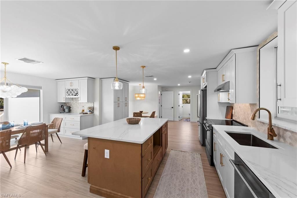 548 Boulder Dr, Sanibel, FL 33957 Photo