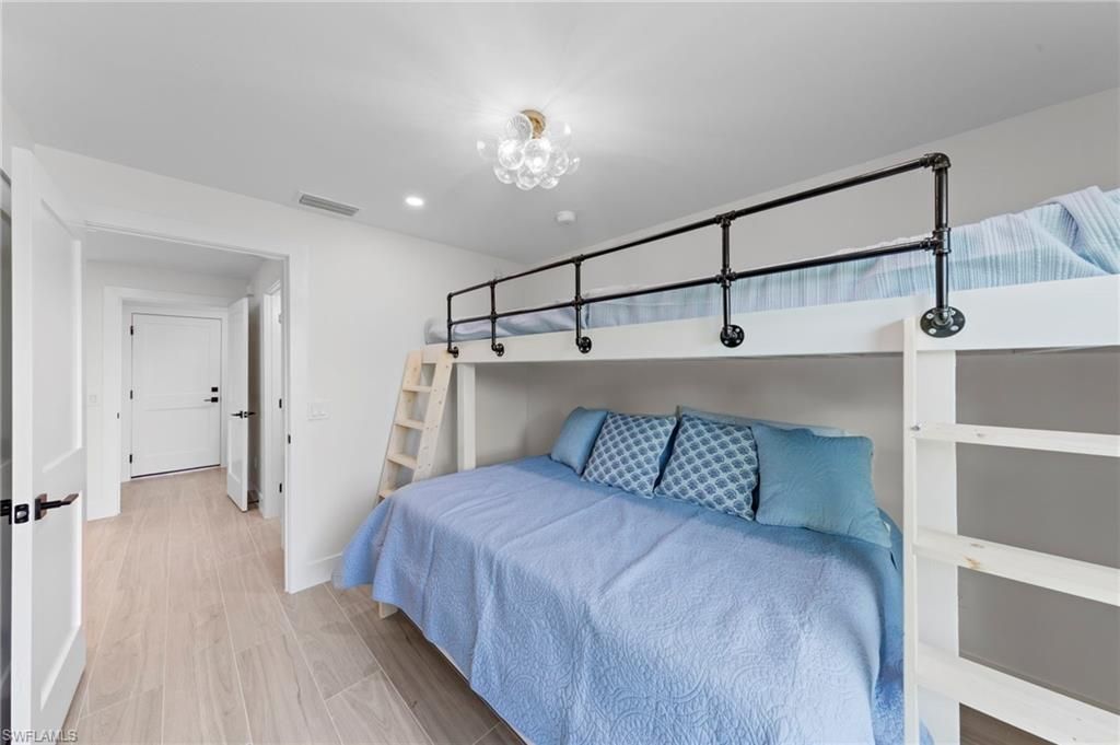 548 Boulder Dr, Sanibel, FL 33957 Photo