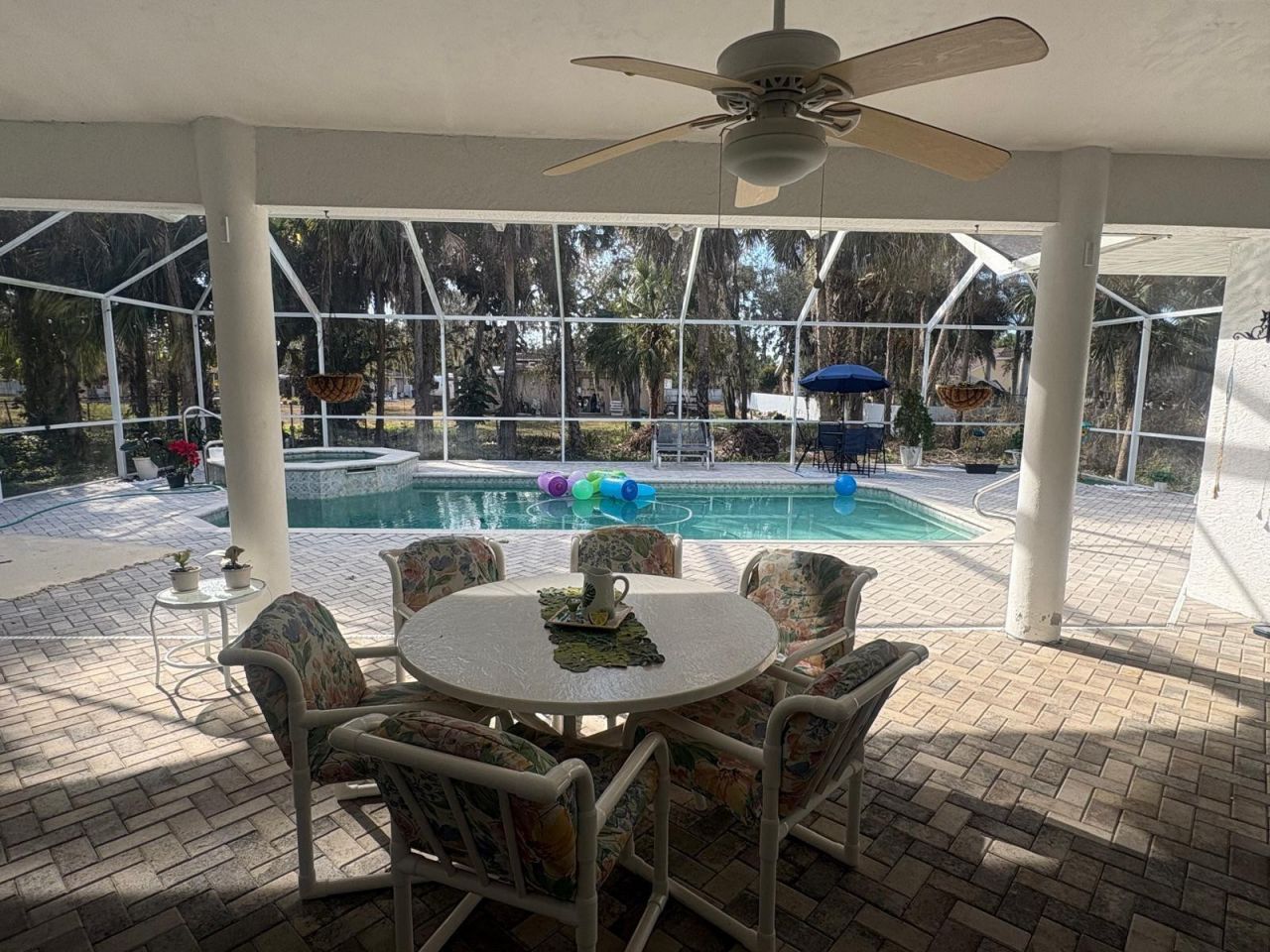 519 + 517 517 Prospect Avenue, Lehigh Acres, FL 33972 Photo