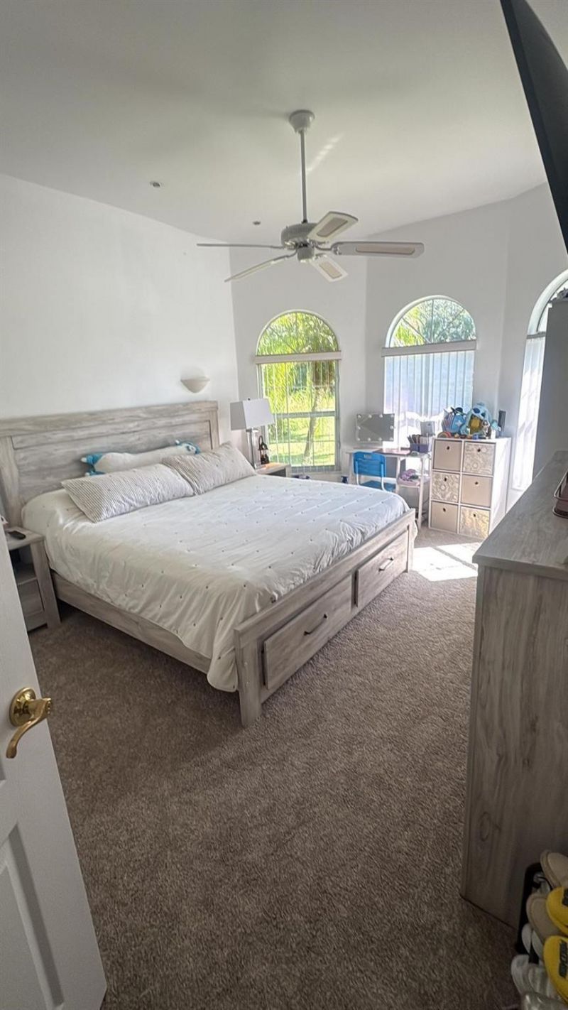 519 + 517 517 Prospect Avenue, Lehigh Acres, FL 33972 Photo