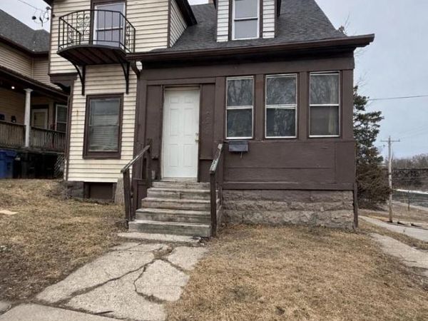 223 N Memorial DRIVE, Racine, WI 53404