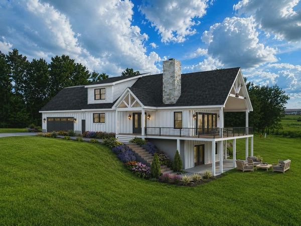 809 W MAIN Street, Lisbon, IA 52253