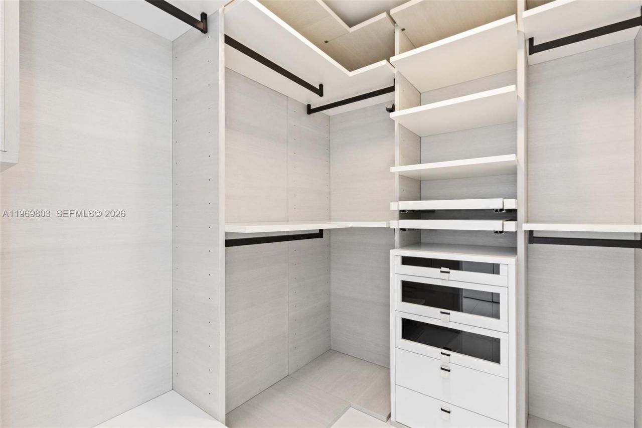 300 Sunny Isles Blvd, Unit 4-2405, Sunny Isles Beach, FL 33160 Photo
