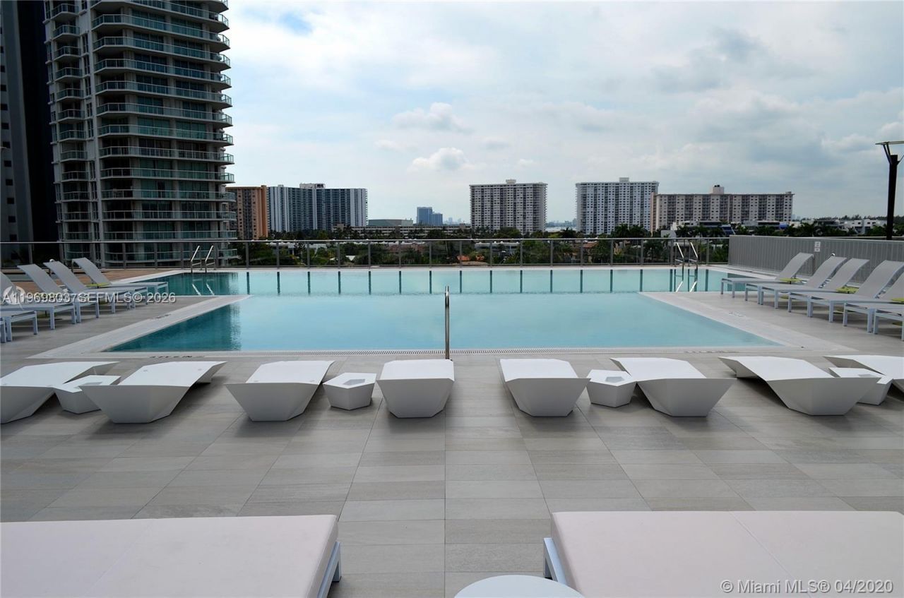 300 Sunny Isles Blvd, Unit 4-2405, Sunny Isles Beach, FL 33160 Photo