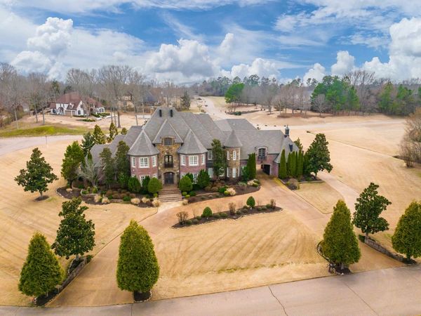 269 N MONTEREY FARMS CV, Collierville, TN 38017