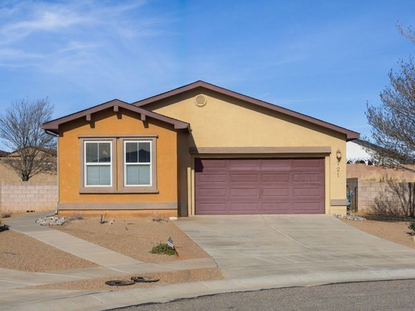 721 Promenade Trail SW, Los Lunas, NM 87031