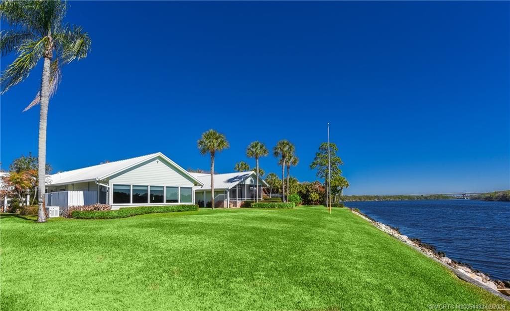 525 SW Perth Place, Palm City, FL 34990 Photo