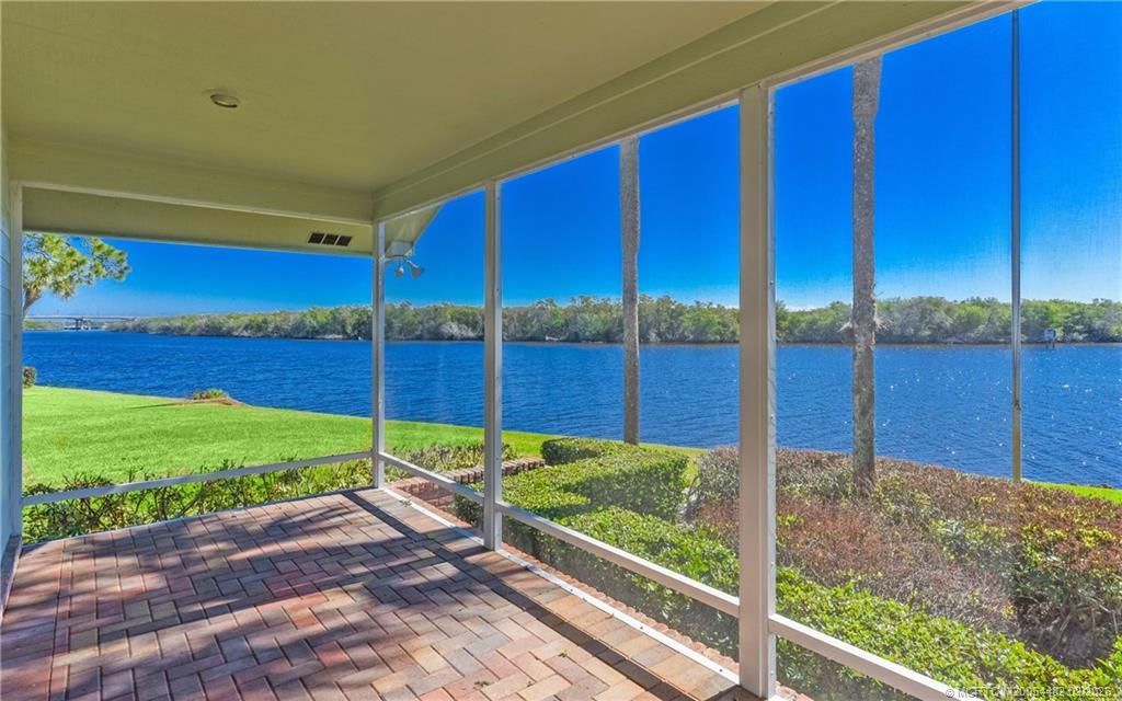 525 SW Perth Place, Palm City, FL 34990 Photo