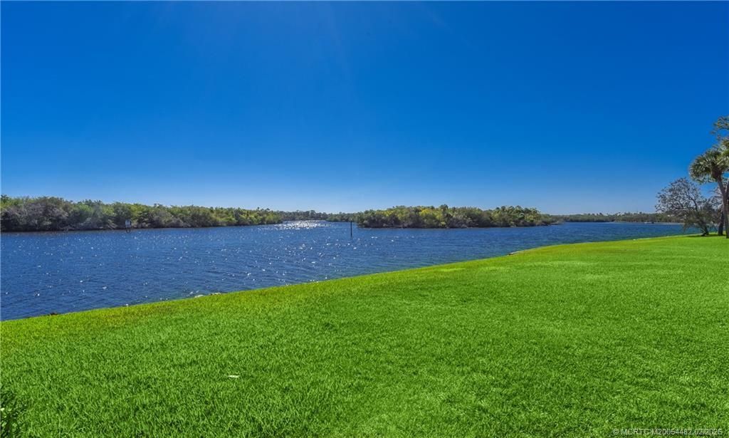 525 SW Perth Place, Palm City, FL 34990 Photo