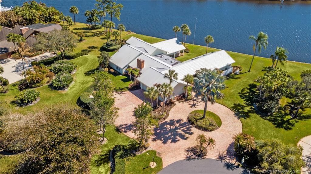 525 SW Perth Place, Palm City, FL 34990 Photo