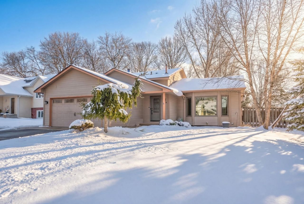 18848 Barrington Drive, Eden Prairie, MN 55346 Main Photo