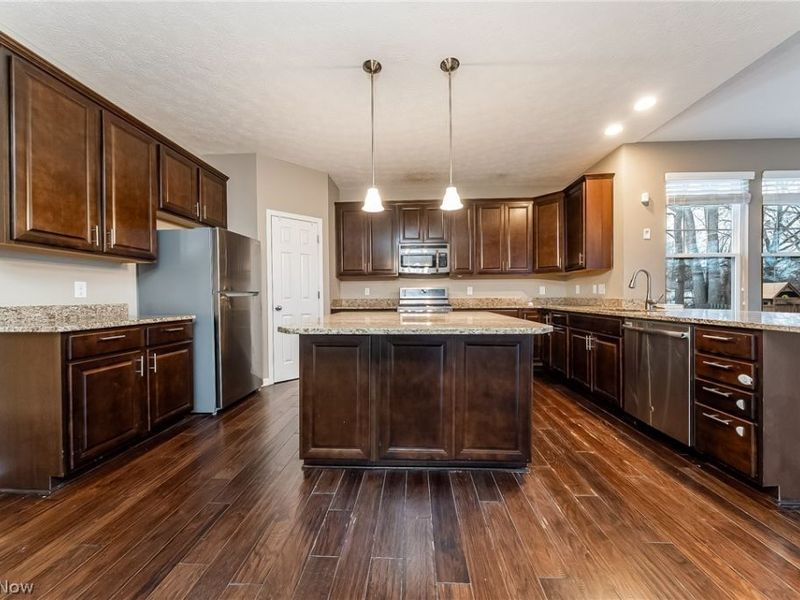 32815 Rebecca Lane, Avon Lake, OH 44012 Photo 11