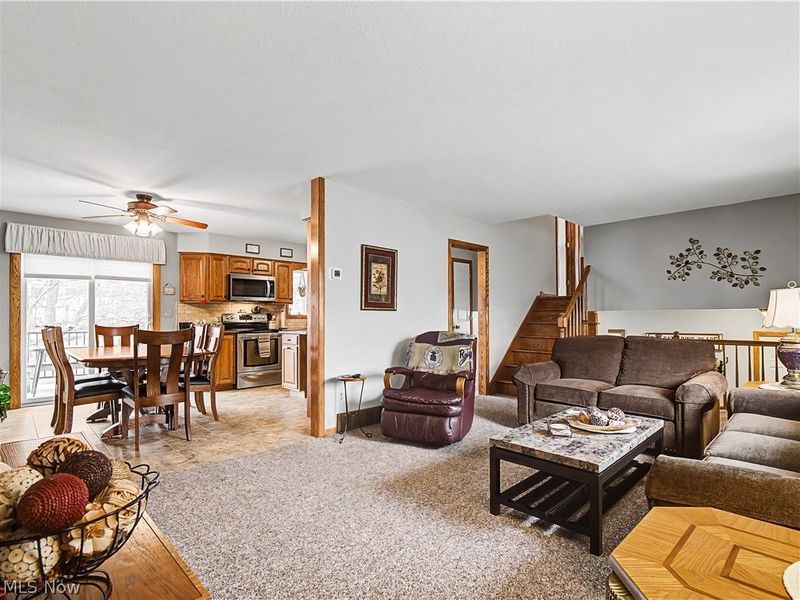 7706 E Linden Lane, Parma, OH 44130 Photo 12