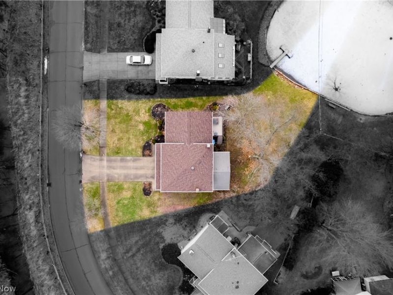 7706 E Linden Lane, Parma, OH 44130 Photo 2