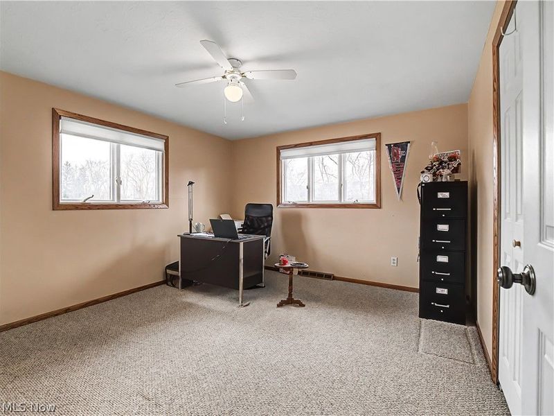 7706 E Linden Lane, Parma, OH 44130 Photo 29