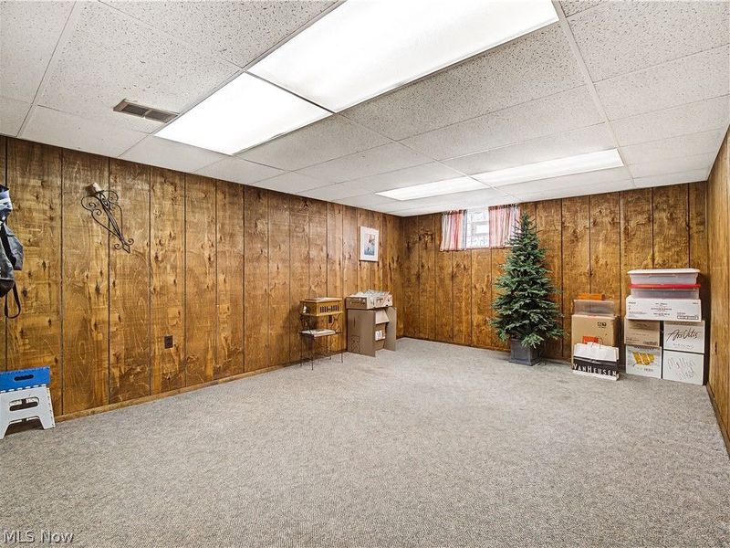 7706 E Linden Lane, Parma, OH 44130 Photo 36