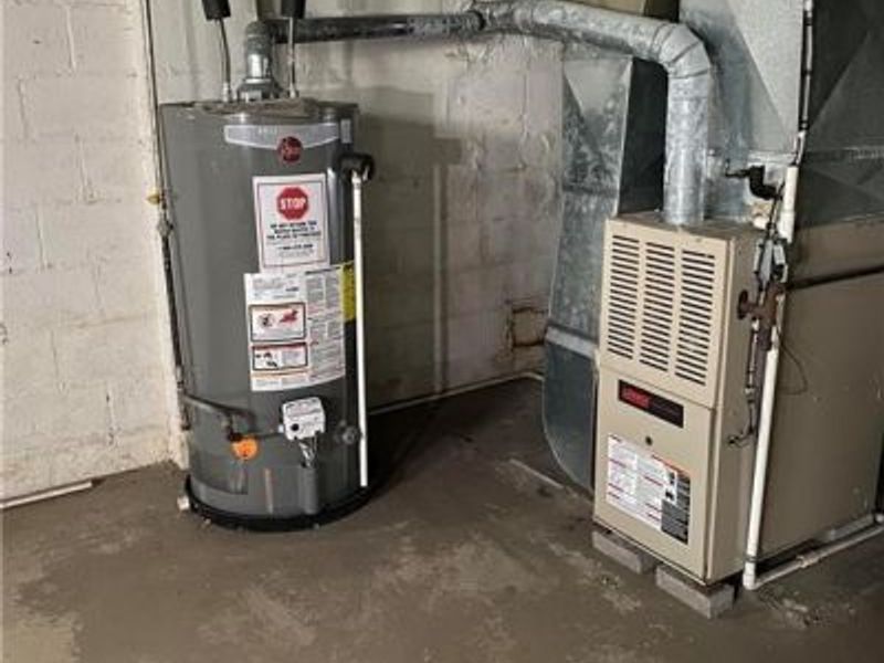 587 Tod Lane, Youngstown, OH 44504 Photo 13