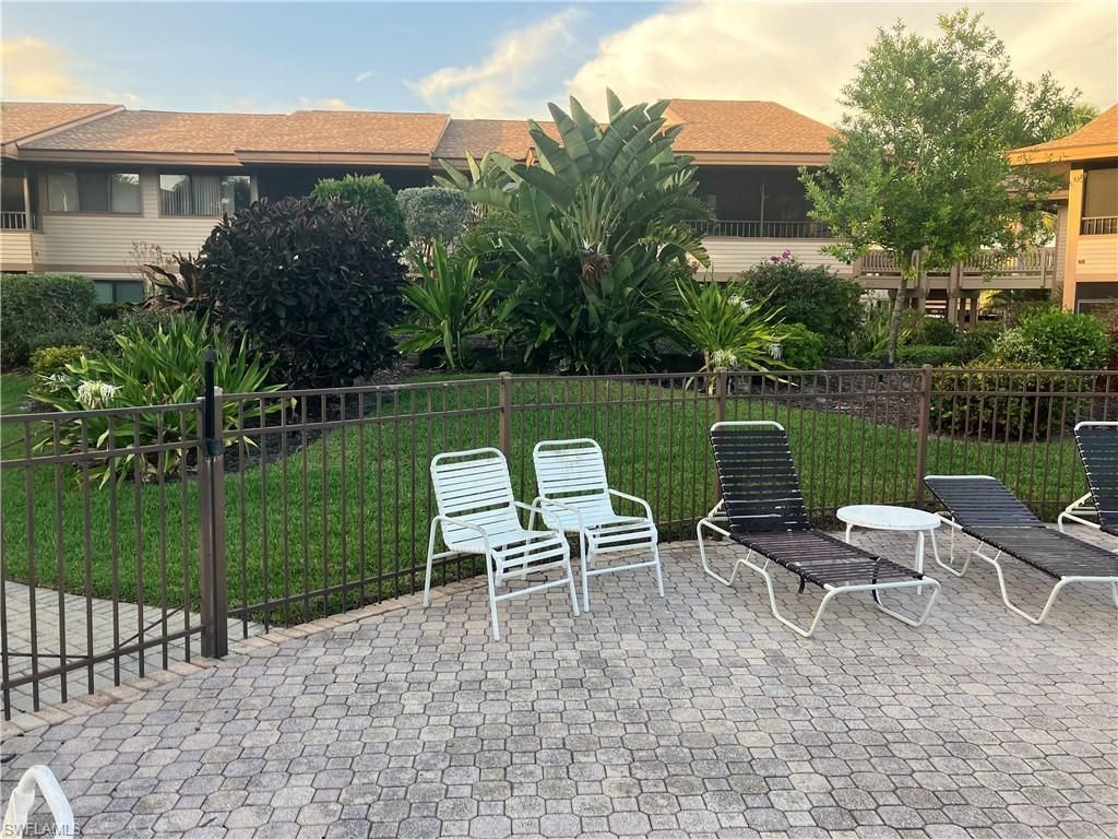 64 4th St, Unit D106, Bonita Springs, FL 34134 Photo