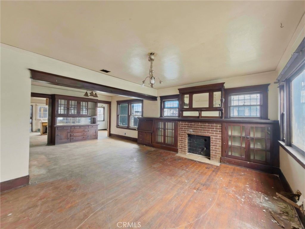 225 W 12th, Long Beach, CA 90813 Main Photo