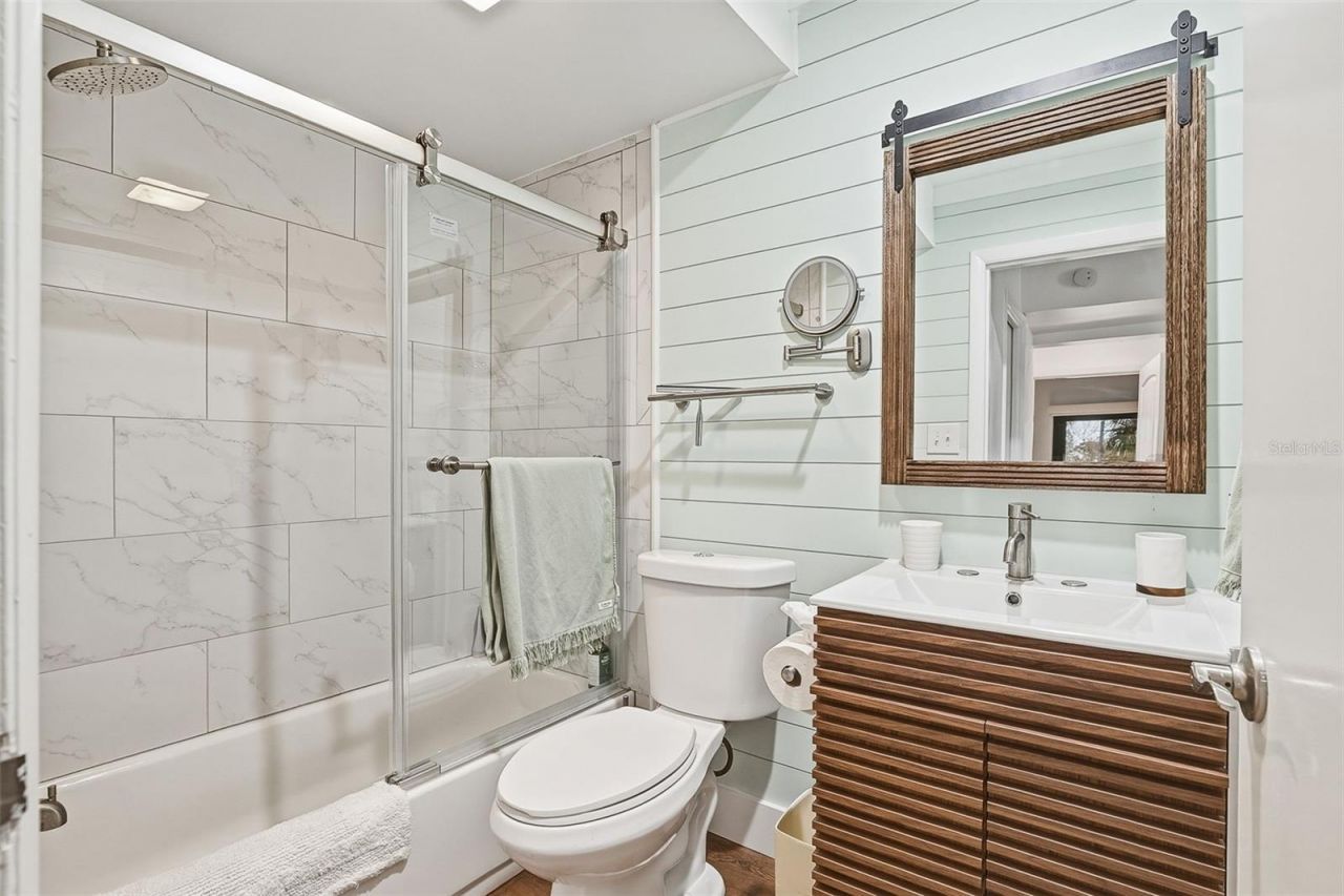 208 Pass Key Road, Unit 208, Sarasota, FL 34242 Photo