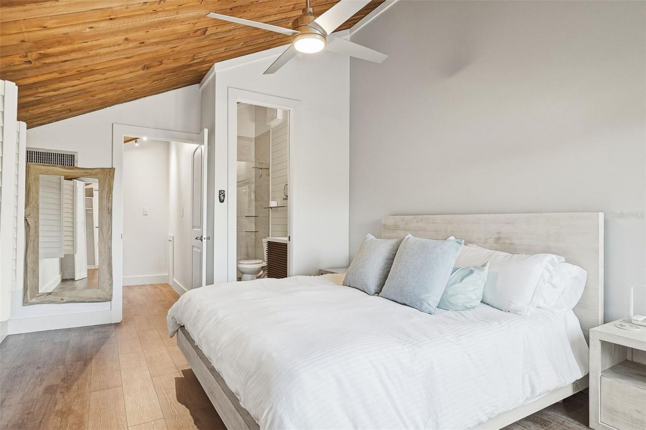 208 Pass Key Road, Unit 208, Sarasota, FL 34242 Photo