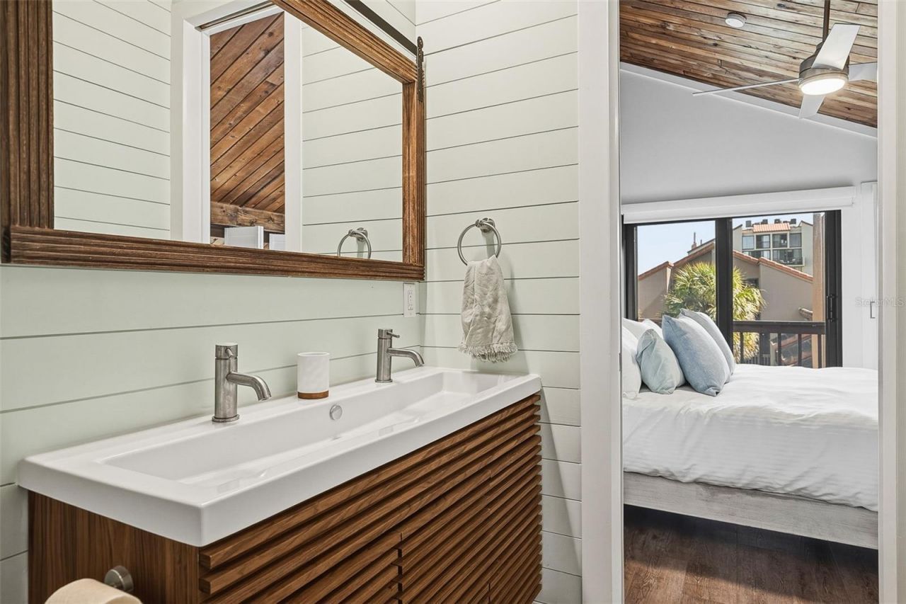 208 Pass Key Road, Unit 208, Sarasota, FL 34242 Photo