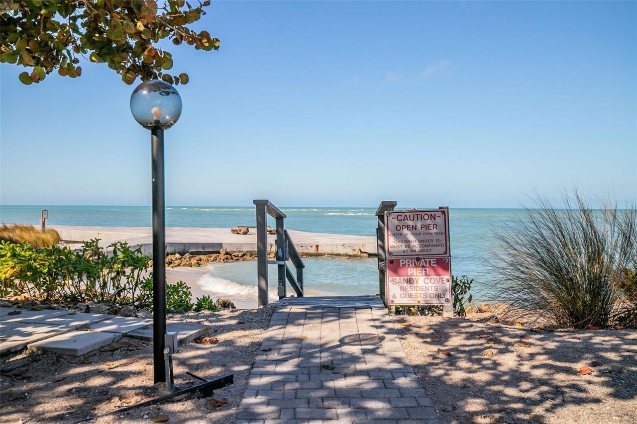 208 Pass Key Road, Unit 208, Sarasota, FL 34242 Photo