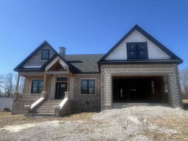 1075 Fawn Dr, Cookeville, TN 38501