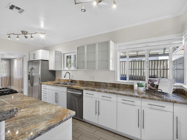 1526 W WILSHIRE Drive, Phoenix, AZ 85007