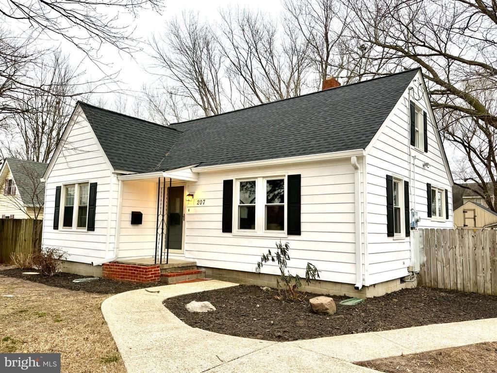 207 Elm Drive, Seaford, DE 19973 Main Photo