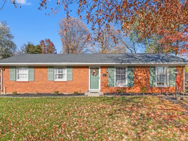 211 Wilson Downing Road, Lexington, KY 40517