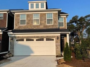 22470 Woodbridge Lane, Novi, MI 48375