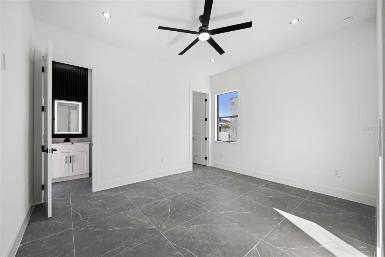 109 SW 37th Place, Cape Coral, FL 33991 Photo