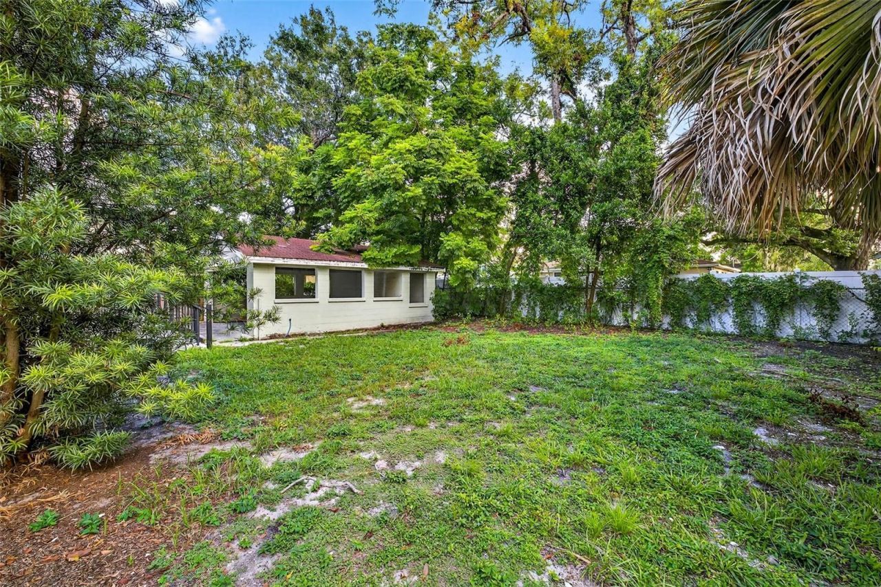 809 E Baker Street, Unit A, Tampa, FL 33603 Photo
