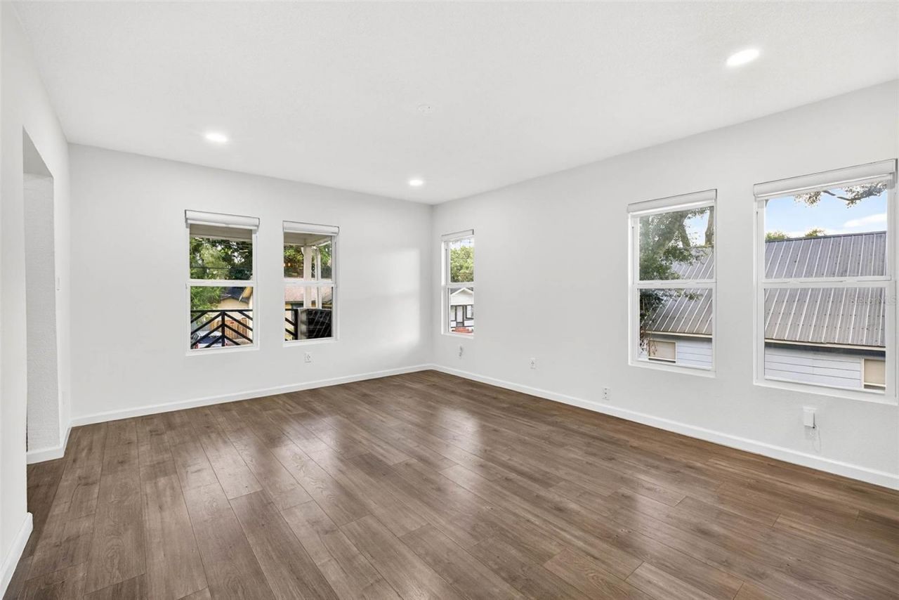 809 E Baker Street, Unit A, Tampa, FL 33603 Photo