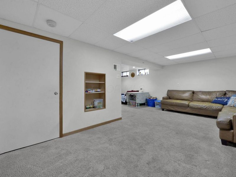 6865 Barker Drive, Canal Winchester, OH 43110 Photo 21