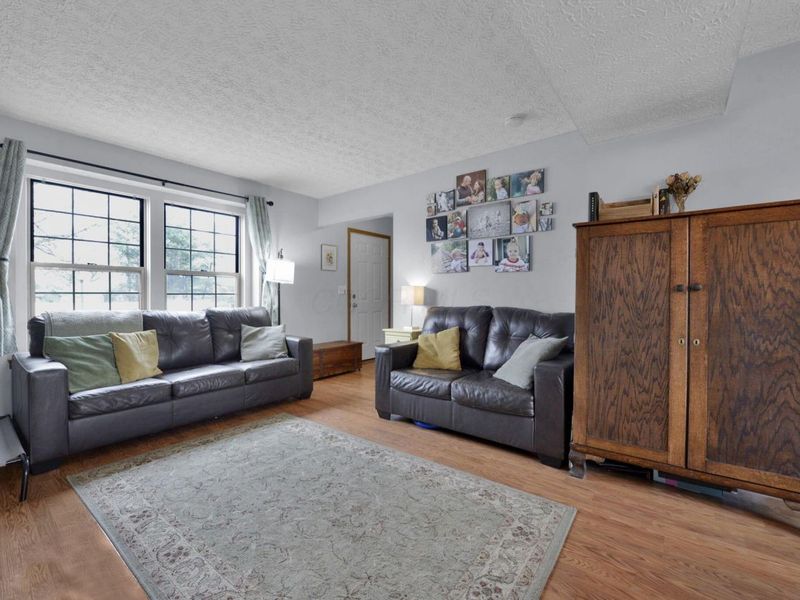 6865 Barker Drive, Canal Winchester, OH 43110 Photo 8